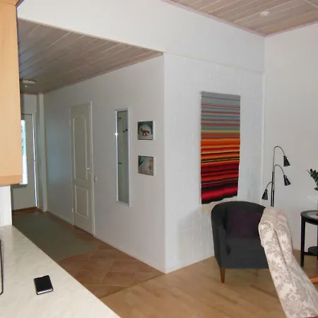 Makimiestenrinne 43 * Rovaniemi